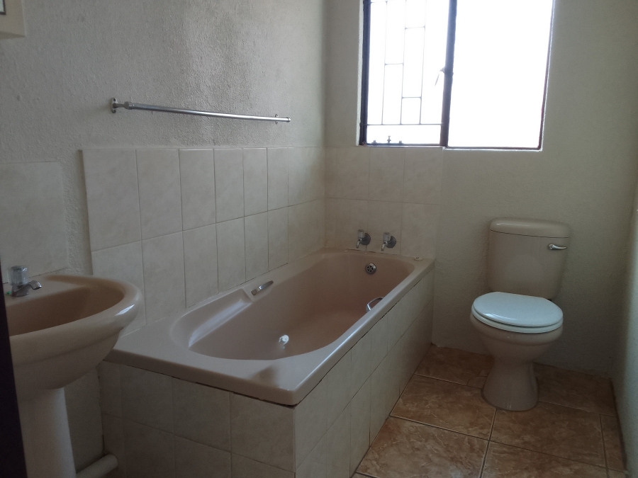 3 Bedroom Property for Sale in Tlhabane West North West